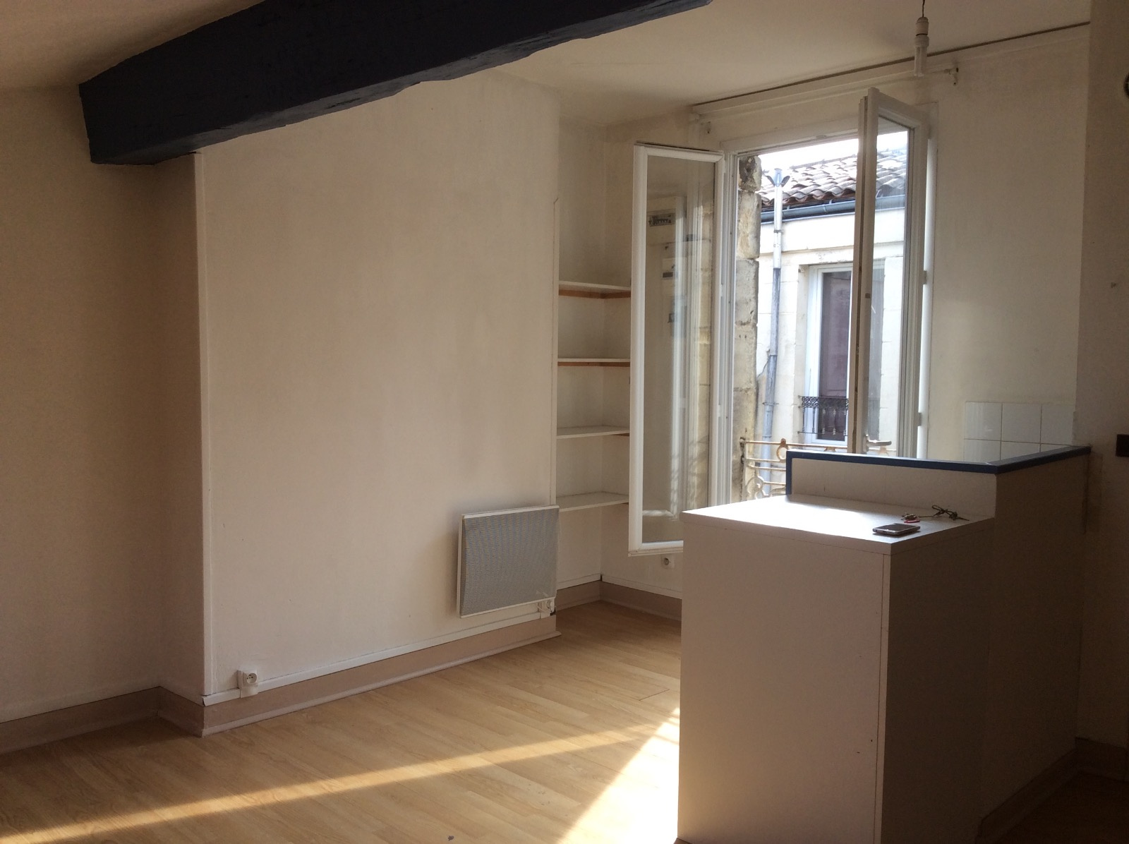 Bordeaux – Victoire (Cours Pasteur) – Joli Studio