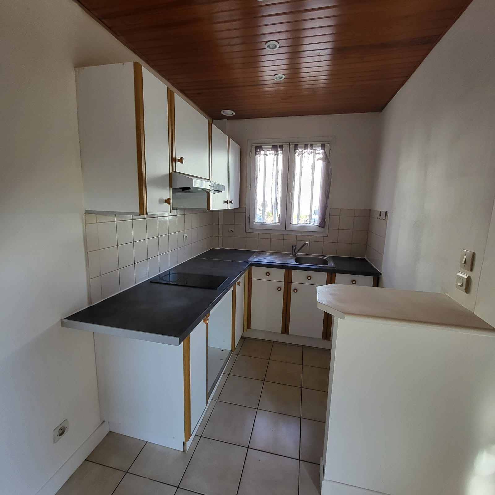 VILLENAVE D’ORNON QUARTIER SAINT BRIS ALLEE DUBOS MAISON DUPLEX T 03