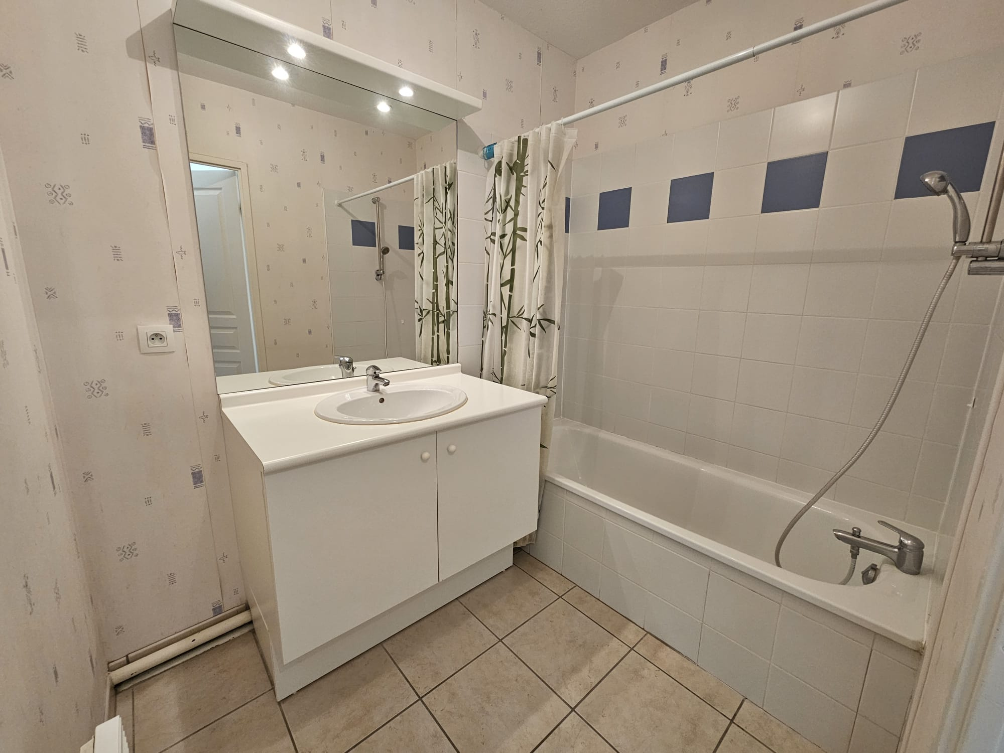 Villenave d’Ornon – Joli T2 Lumineux de 48 m2 avec Balcon