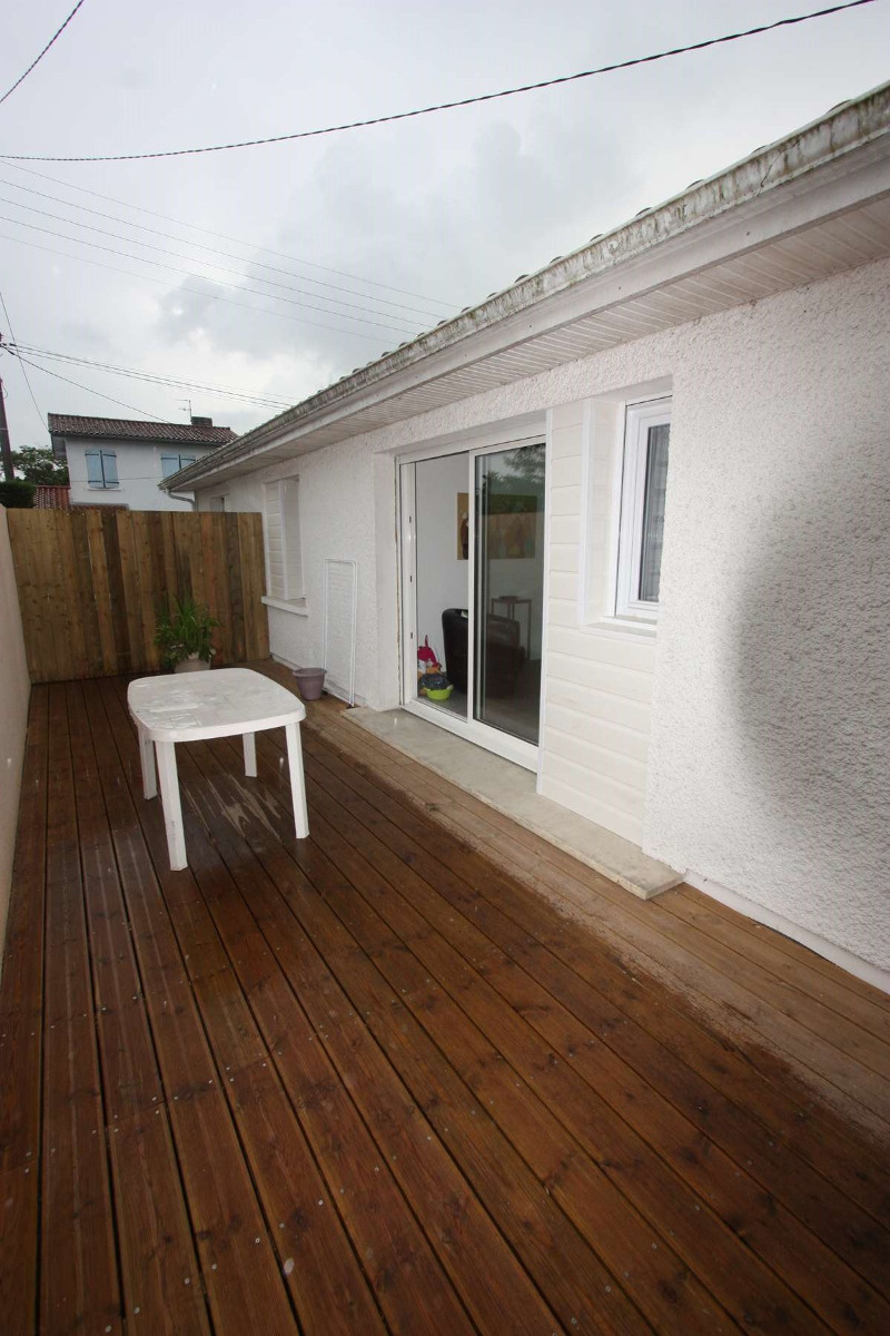 PESSAC RUE DE L’AMIRAL PROUHET MAISON  T 3 MEUBLE DE 49.75 M2 AVEC TERRASSE