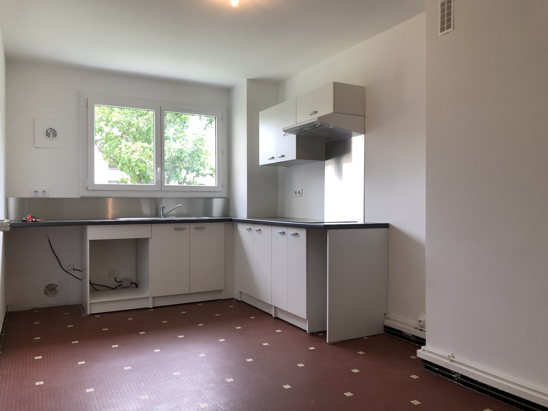 TALENCE FORUM – Rue de Suzon – Charmant T3 de 70 m2 avec balcon et PKG