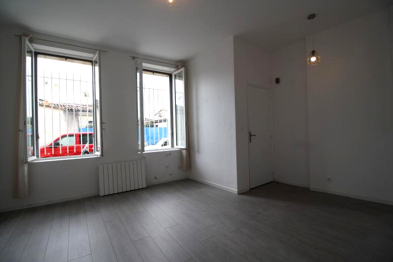  Bordeaux – Sacré Coeur –  Joli T2 de 32 m2