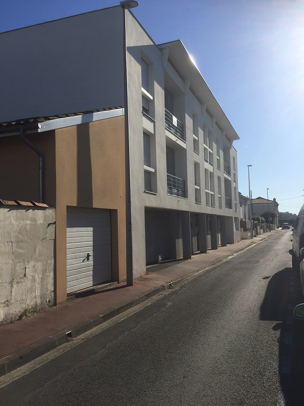  TALENCE RUE GAY APPARTEMENT T 02 MEUBLE