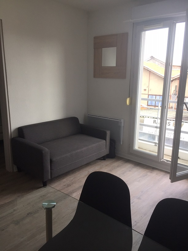  TALENCE RUE GAY APPARTEMENT T 02 MEUBLE