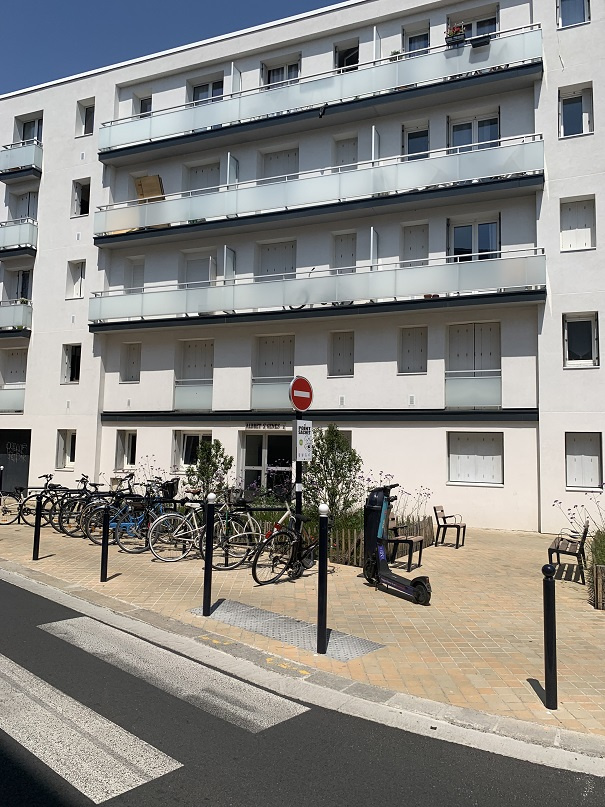 BORDEAUX Rue Des Gants Résidence Albret Saint Genes