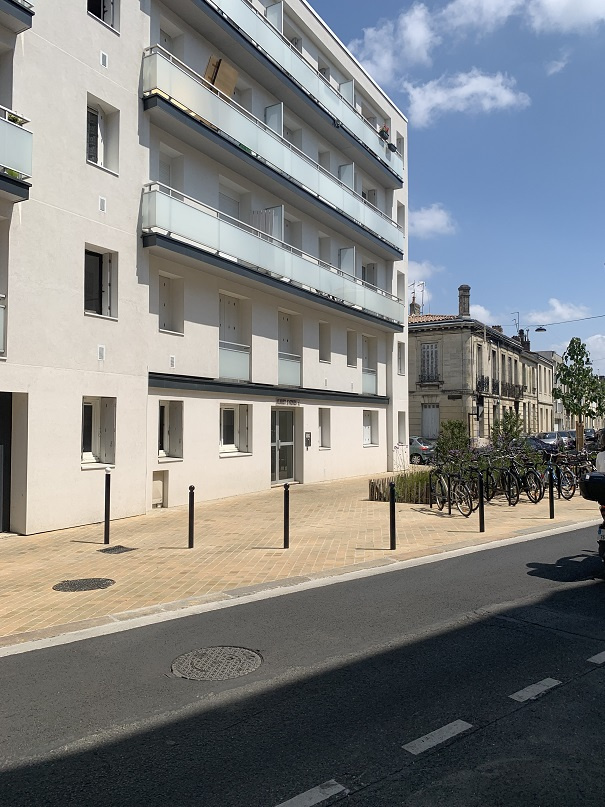 Bordeaux rue des gants appartement T2 meublé