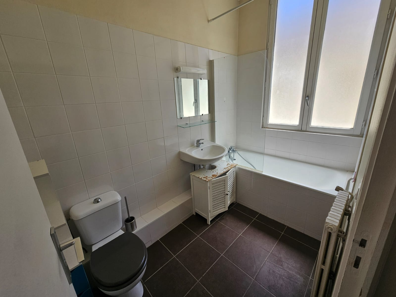 Bordeaux Quinconces – Grand T1 de 30 m2 – chauffage inclus