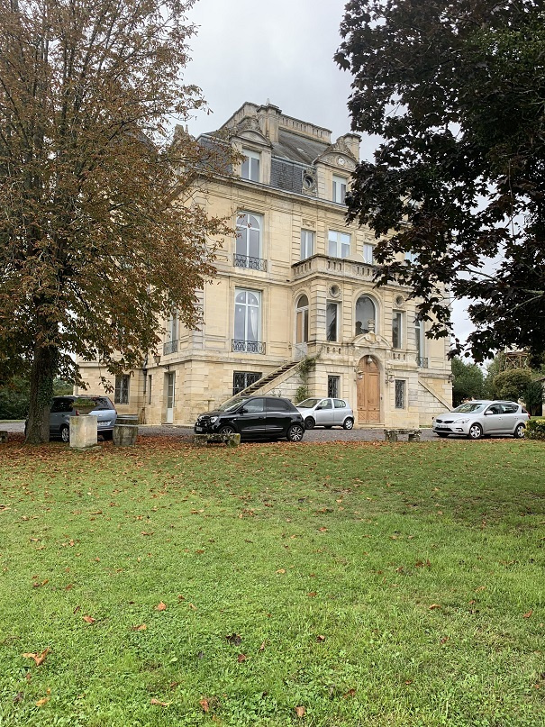 BOUILIAC Avenue De La Belle Etoile APPARTEMENT T 01 BIS C 10 de 48.14 m2  tout compris