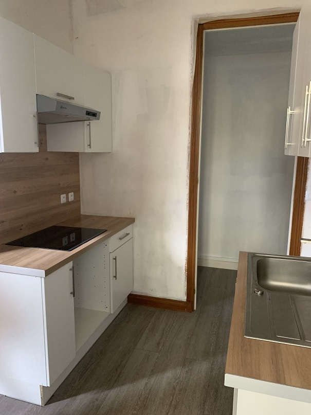 BOUILIAC Avenue De La Belle Etoile APPARTEMENT T 01 BIS C 10 de 48.14 m2  tout compris