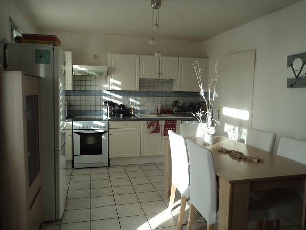LE BARP   AVENUE DES PYRENEES  MAISON T 3 MEUBLEE  DUPLEX AVEC JARDIN