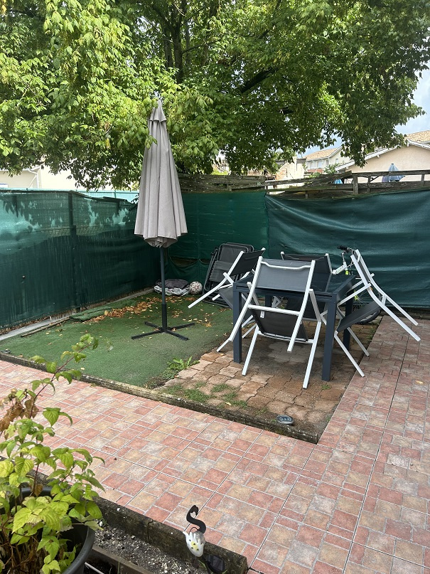 LE BARP AVENUE DES PYRENEES MAISON T3 DUPEX MEUBLEE  AVEC JARDIN