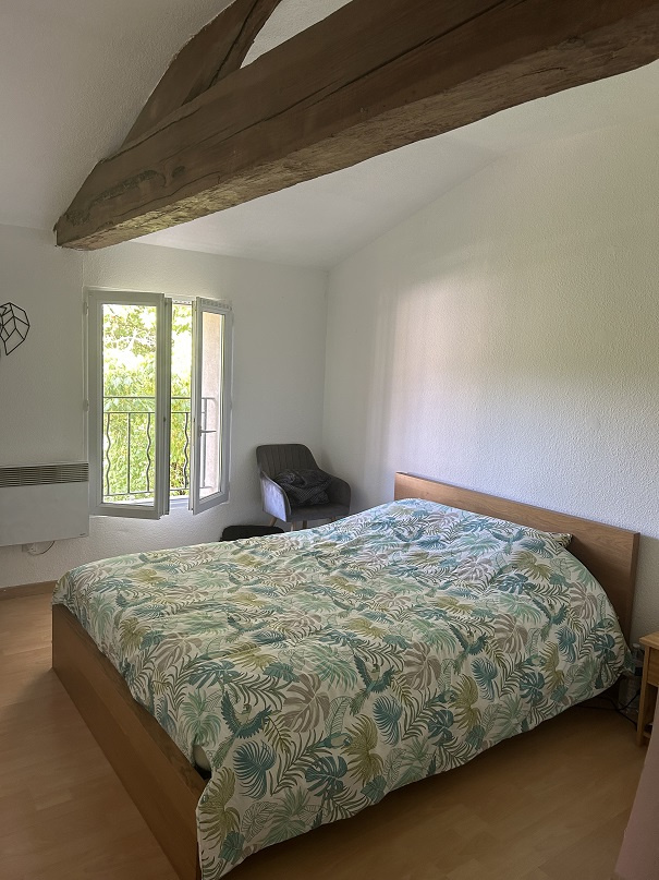 LE BARP AVENUE DES PYRENEES MAISON T3 DUPEX MEUBLEE  AVEC JARDIN