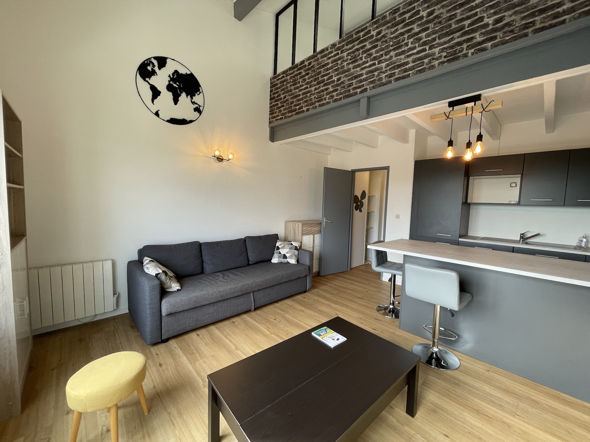 Talence – Roustaing – Joli T2 en Duplex Meublé