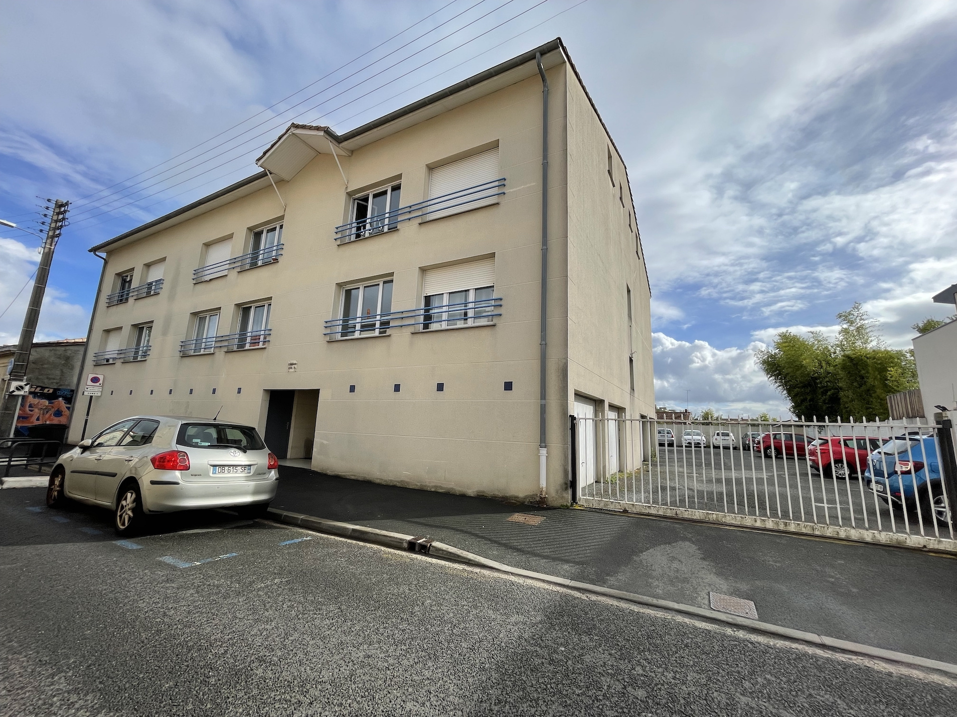 Talence – Roustaing – Joli T2 en Duplex Meublé