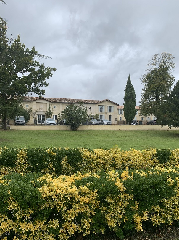 BOULIAC AVENUE D ELA BELLE ETOILE MAISON T 03  DE 65.73 D 18 AVEC EXTERIEUR