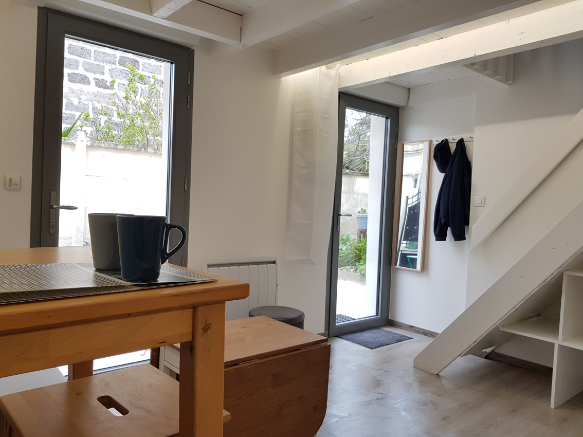 Bordeaux – Barrière de Toulouse, Charmante maisonnette meublée 24m2