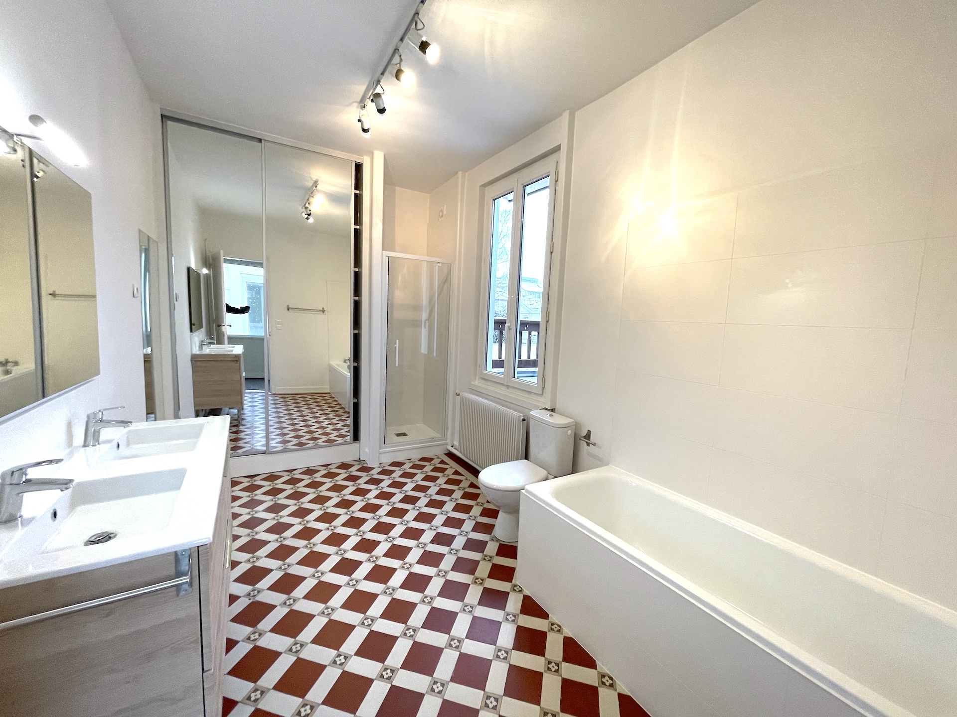 Bordeaux Palais Gallien – Magnifique appartement T6 de 220 m2 avec grande terrasse