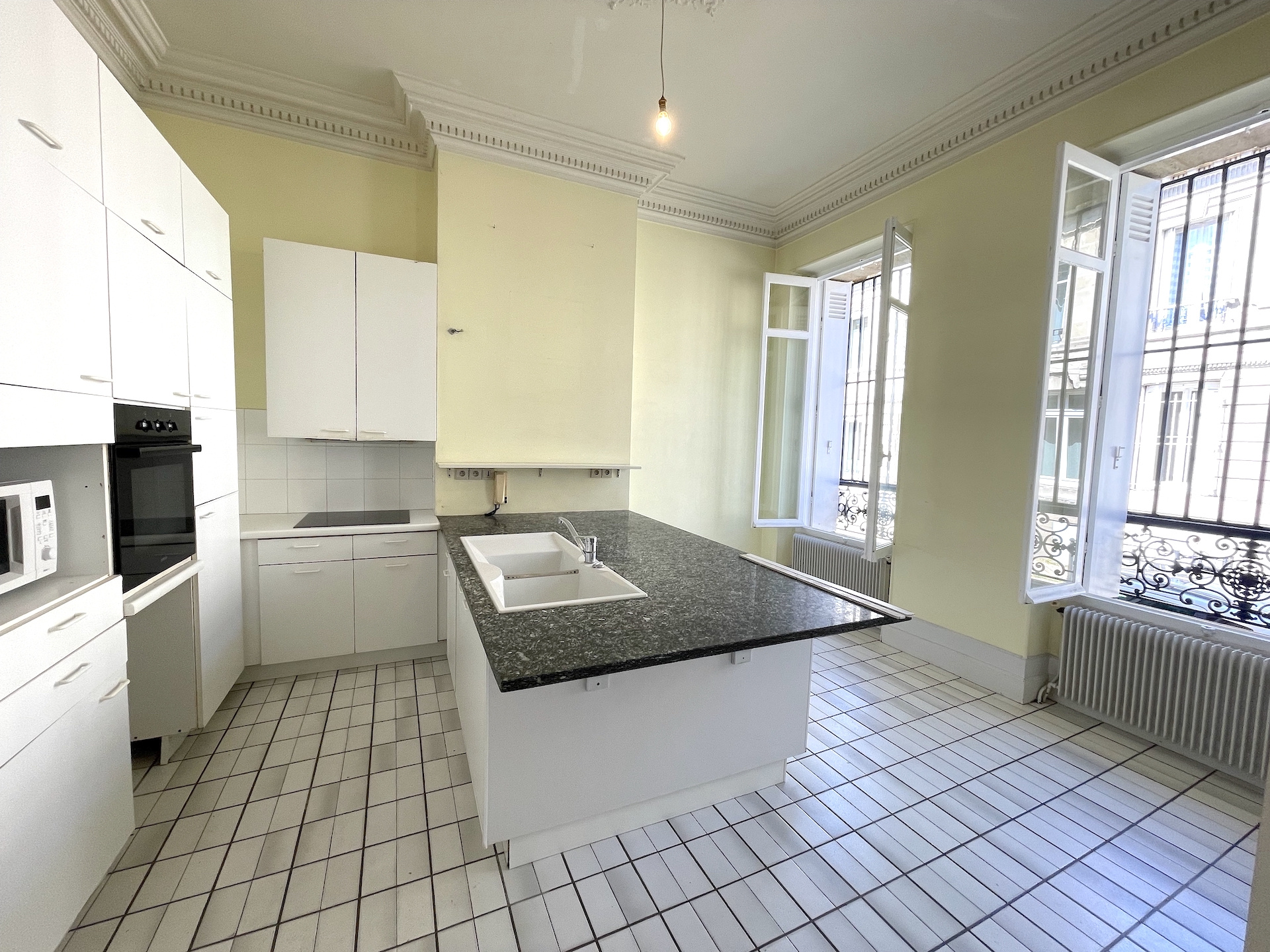 Bordeaux – Barrière Judaïque – Magnifique Maison familiale de 170 m2 avec jardin
