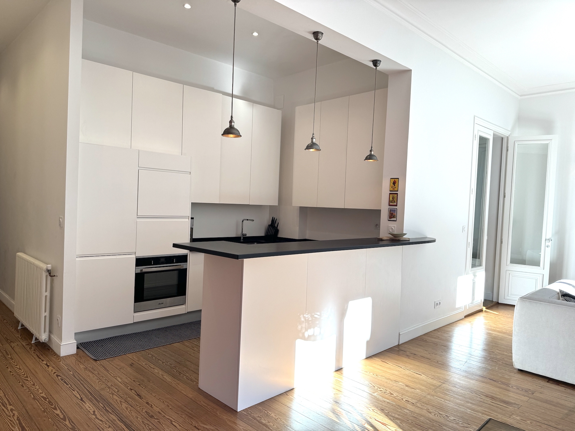 Bordeaux – Intendance – Chaleureux Appartement 3 pièces de 110 m2 avec terrasse