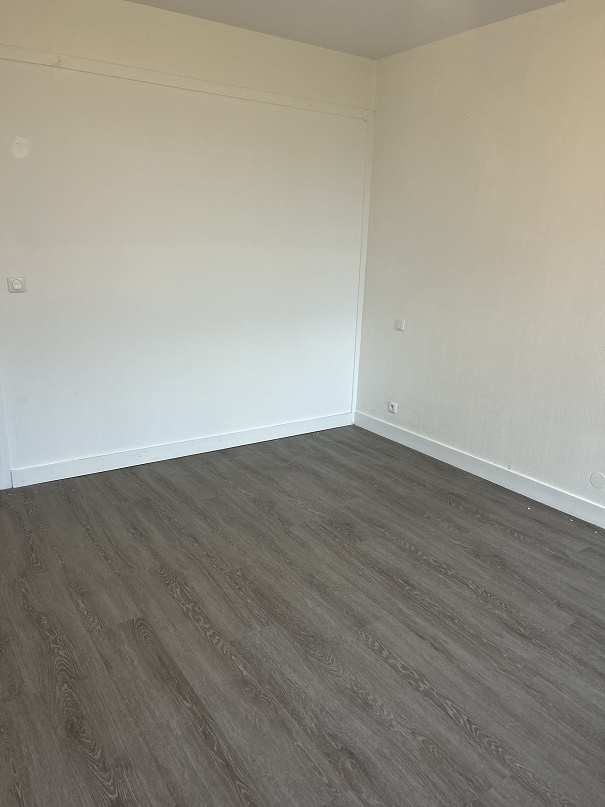 BOUILLAC, Avenue Du Chateau Maison T 03 de 69.53 m2  avec exterieur D 06