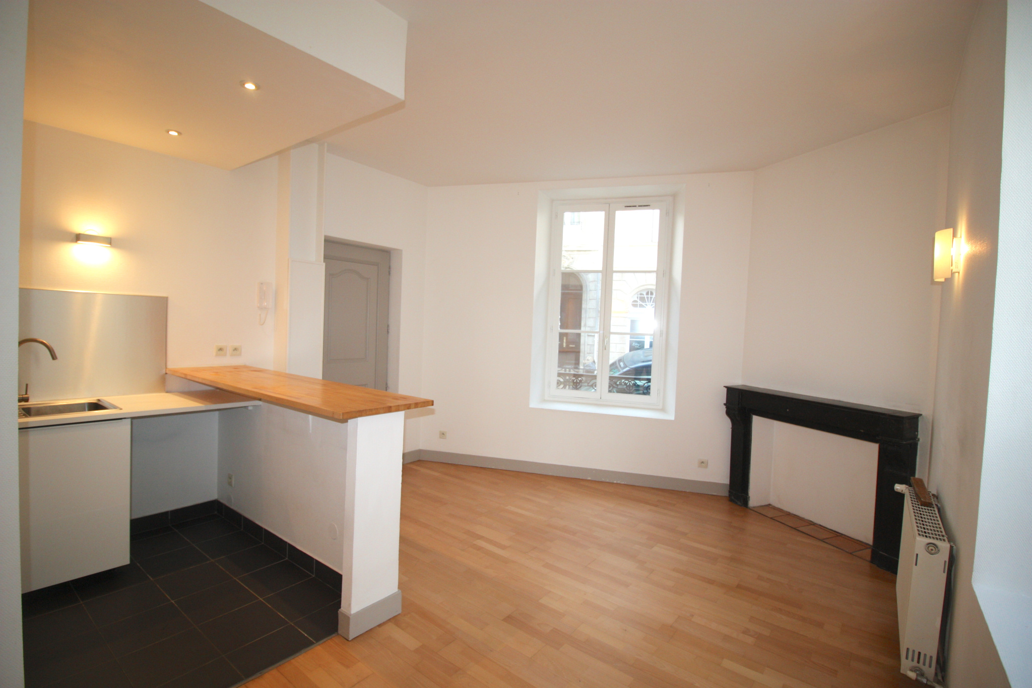 Bordeaux   Jardin Public   Beau T2 de 33 m2