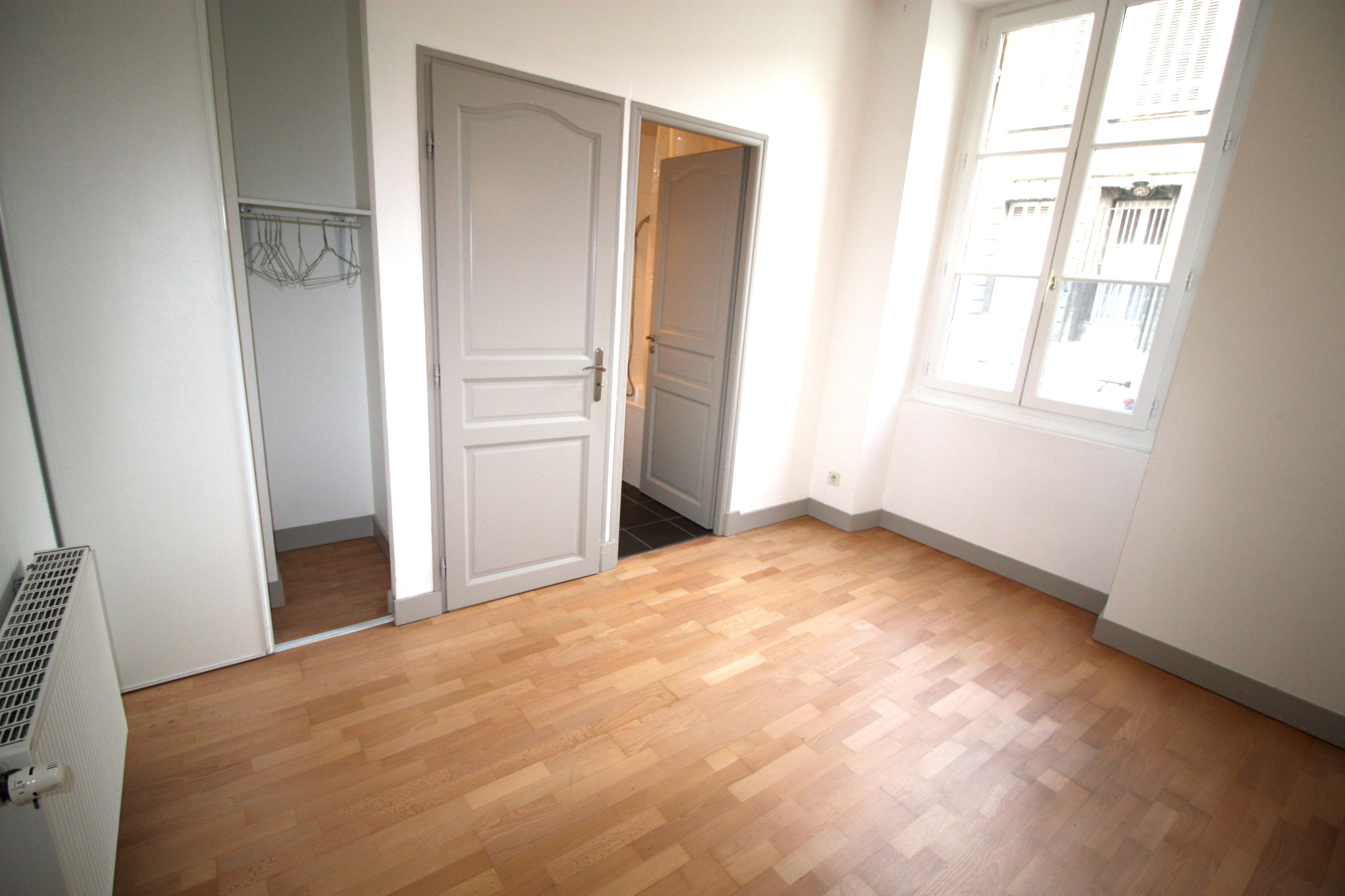 Bordeaux   Jardin Public   Beau T2 de 33 m2