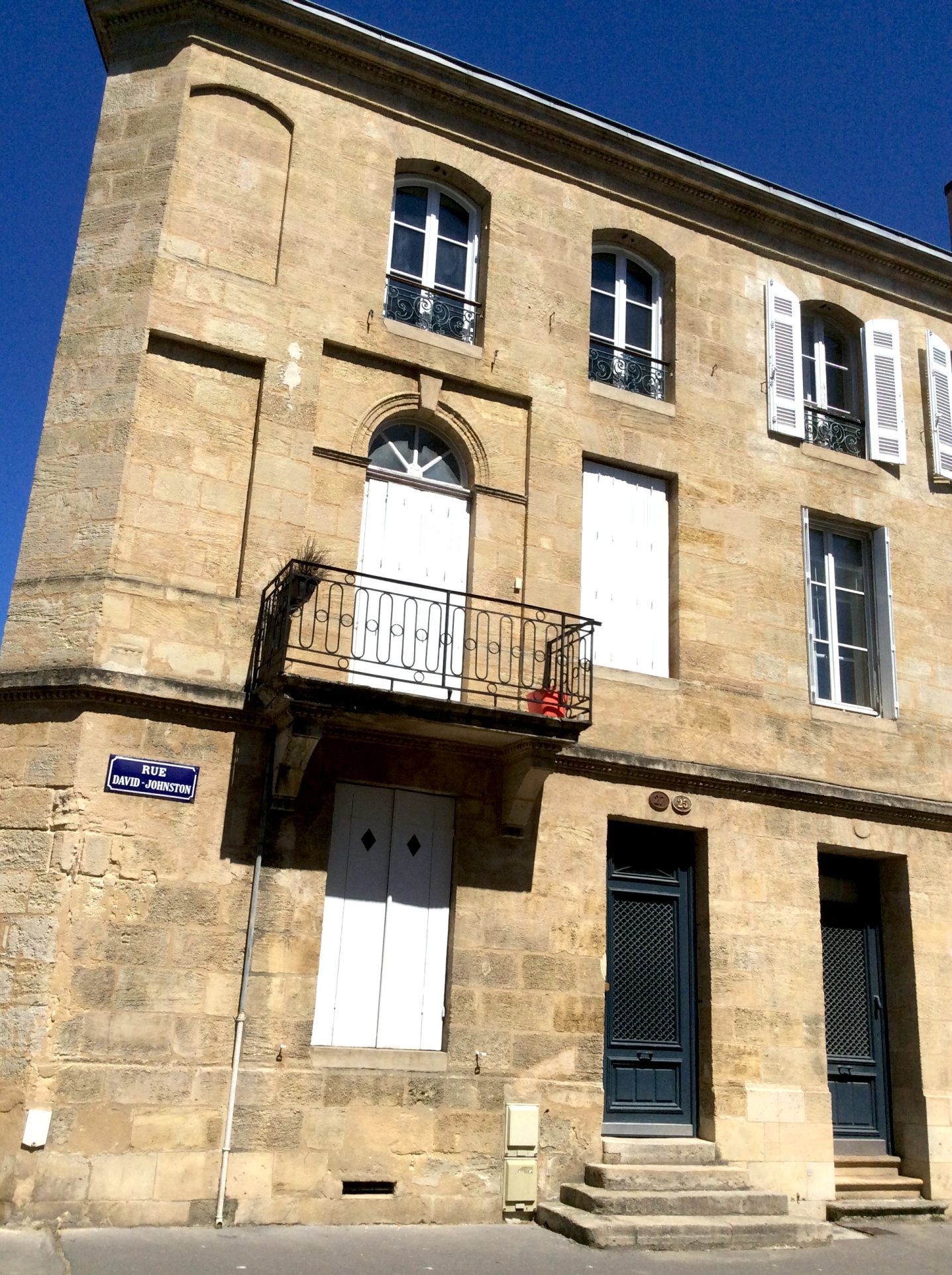 Bordeaux   Jardin Public   Beau T2 de 33 m2