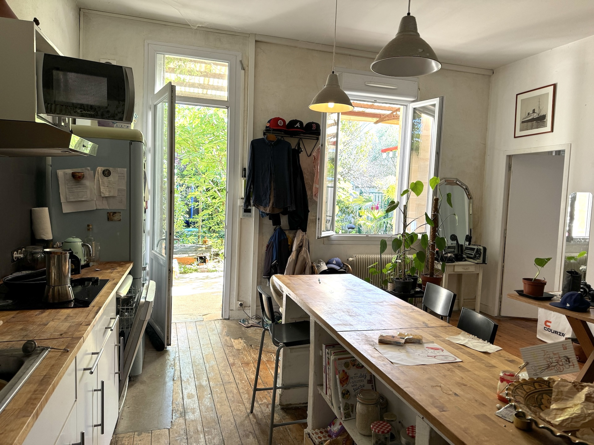 Sous Compromis – Bordeaux Nansouty – Appartement T3 de 75 m2 avec jardin de 50m2 !