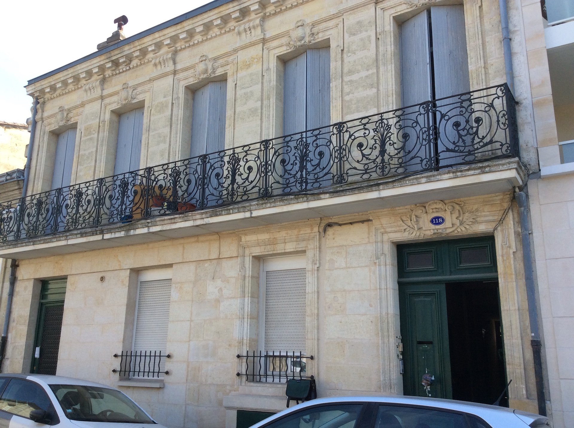 Sous Compromis – Bordeaux Nansouty – Appartement T3 de 75 m2 avec jardin de 50m2 !