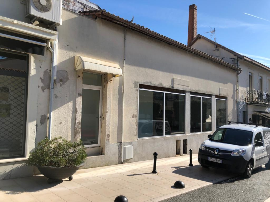 Arcachon – ville d’été – Murs Commerciaux à vendre – 2 lots