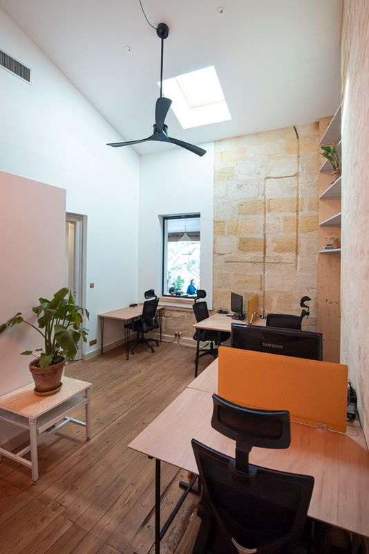 Cocosy Coworking-Poste de travail individuel -3 min gare St Jean