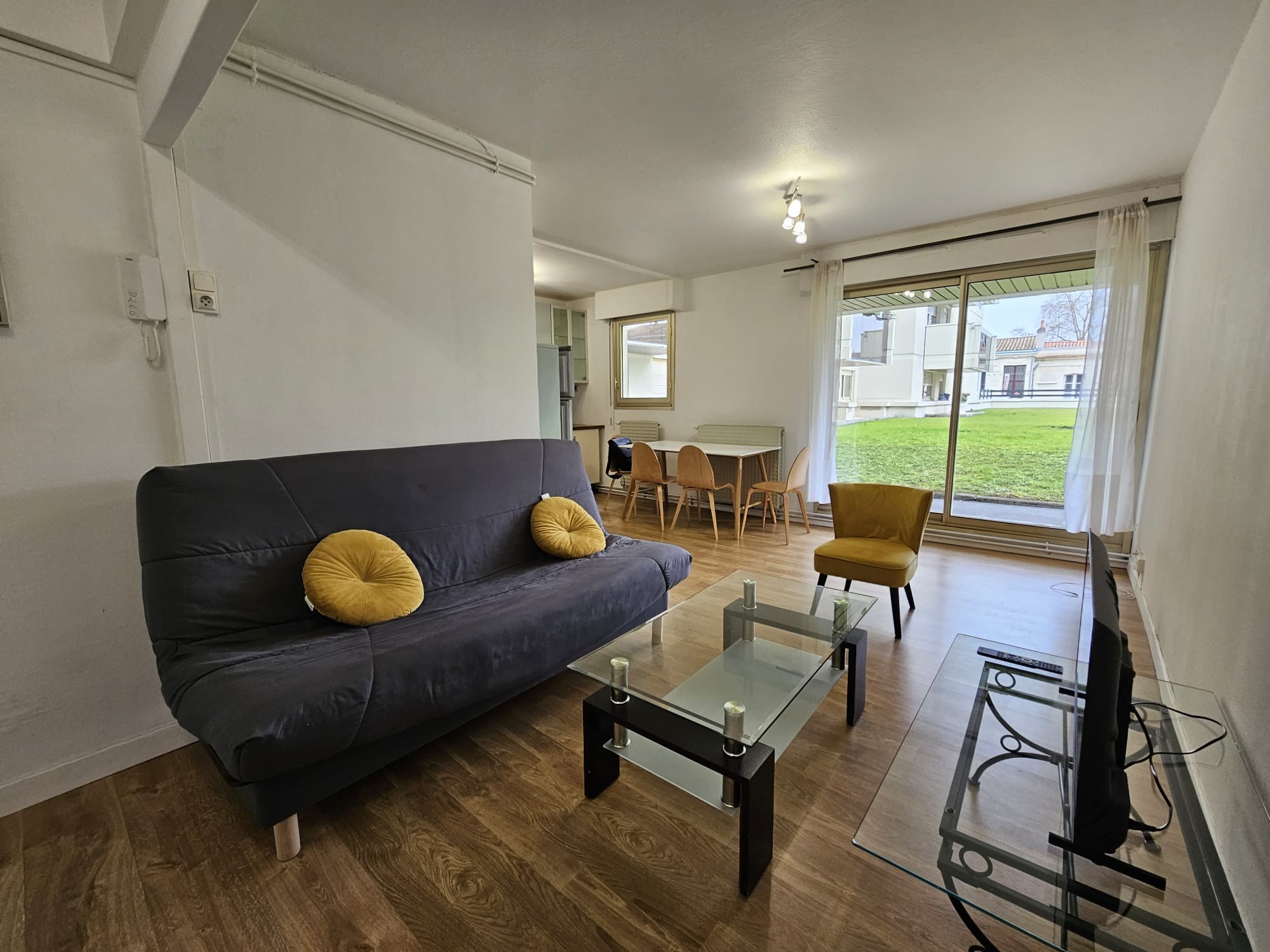 Bordeaux – Cité Administrative – Charmant T2 meublé avec parking