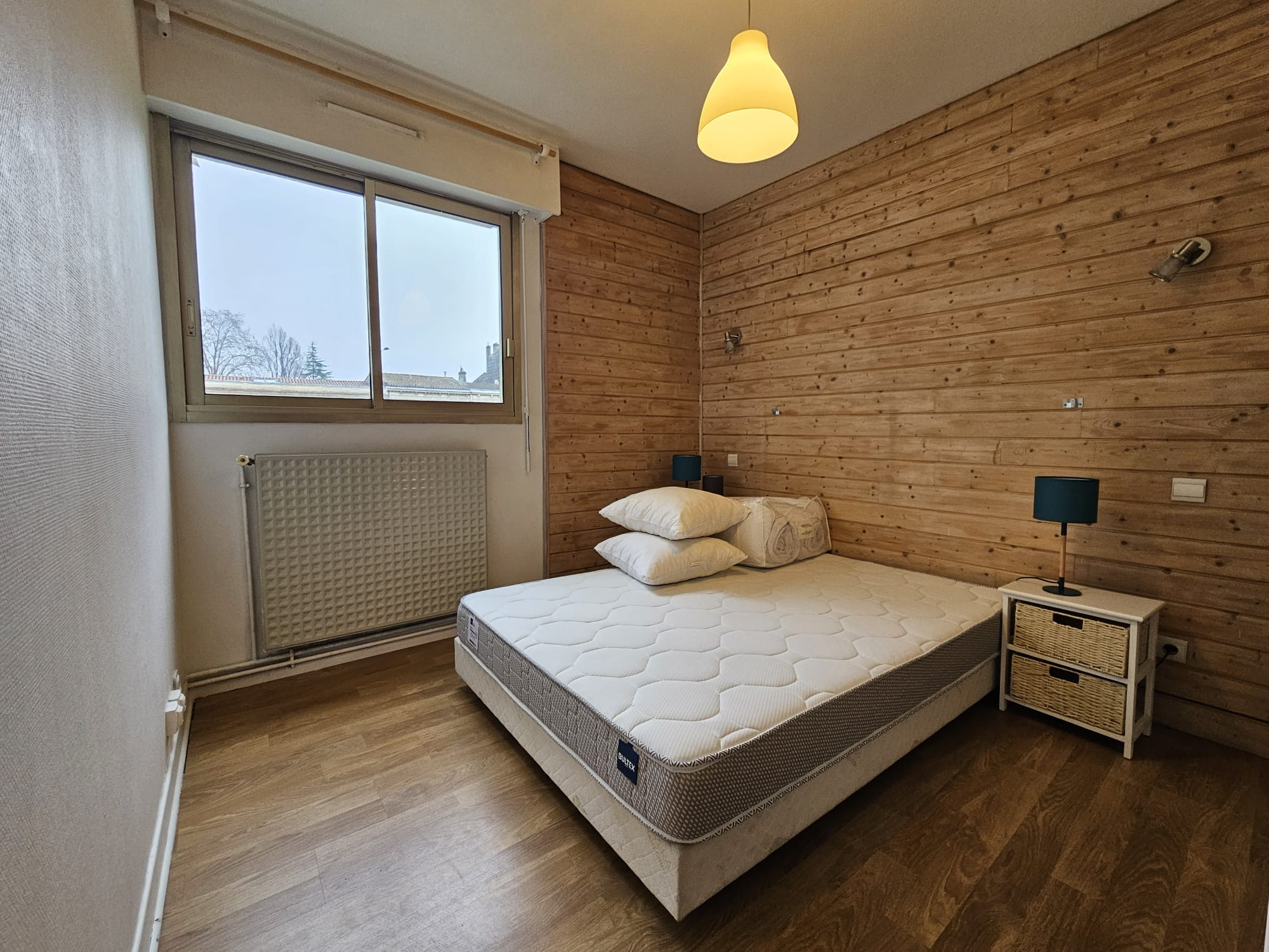 Bordeaux – Cité Administrative – Charmant T2 meublé avec parking