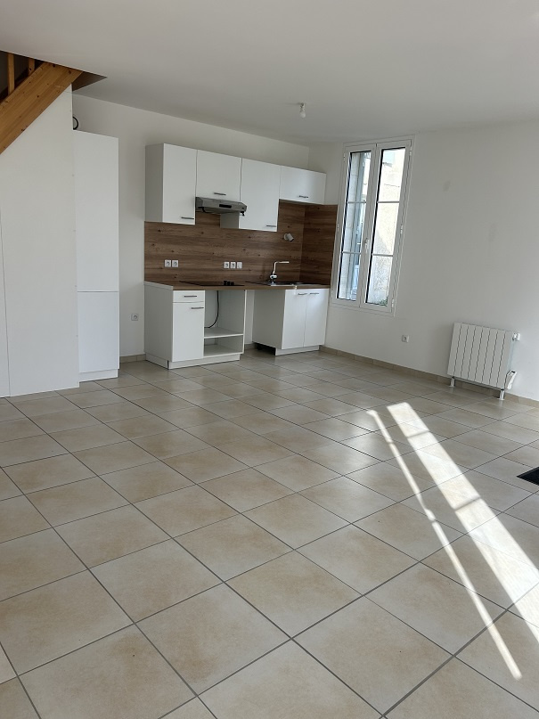 BOULIAC – MAISON T 03 DUPLEX AVEC EXTERIEUR