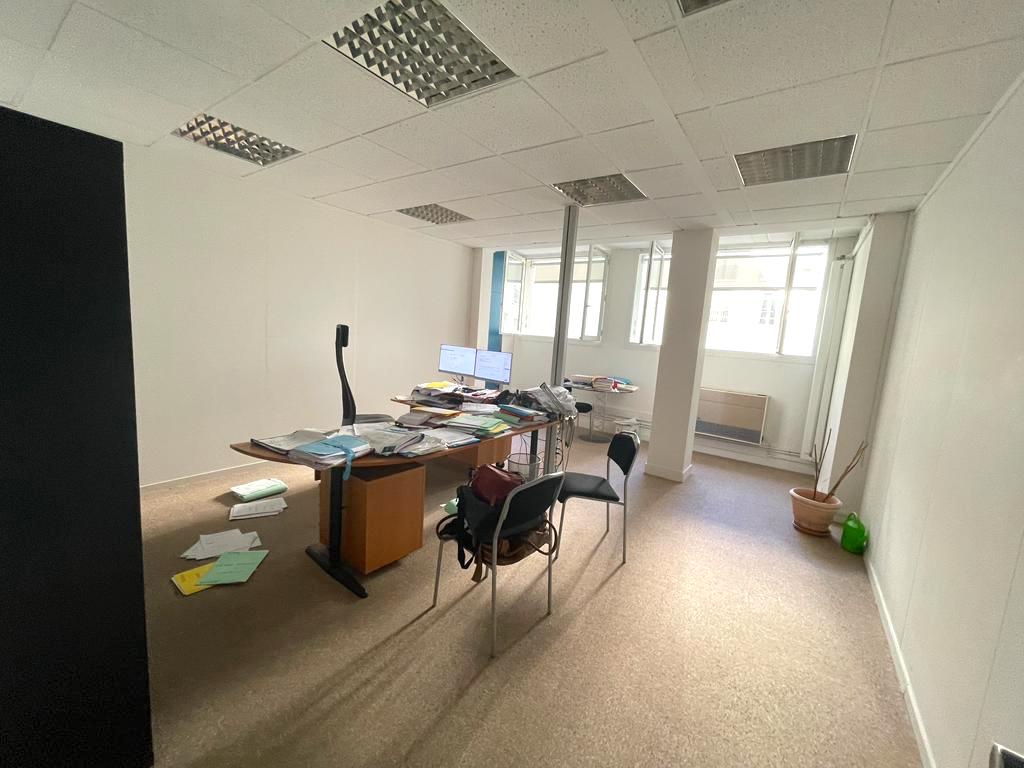 Bordeaux QUINCONCES – Bureaux 125 m2