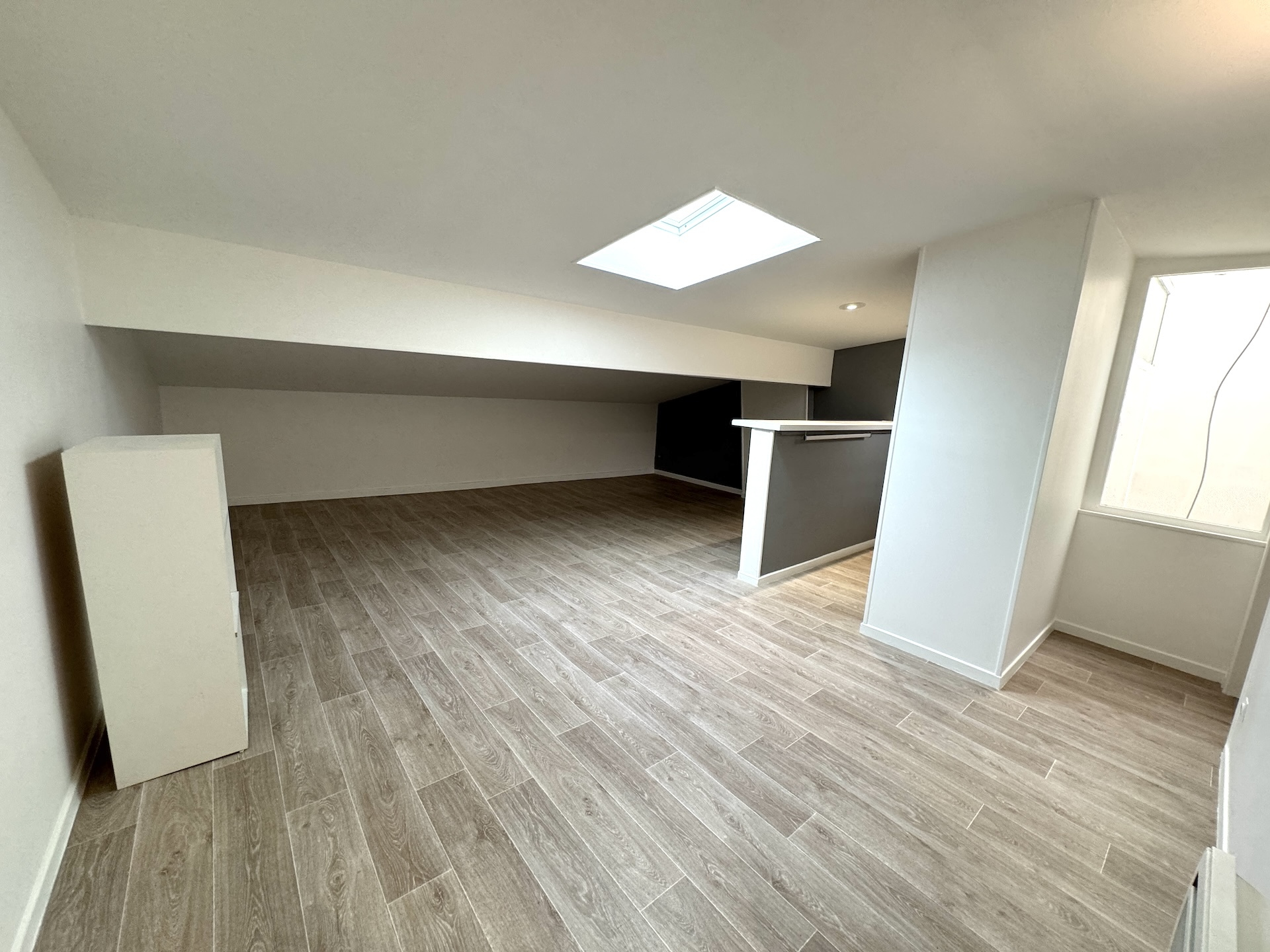 Bordeaux Pey Berland – Charmant T3 rénové au calme et lumineux