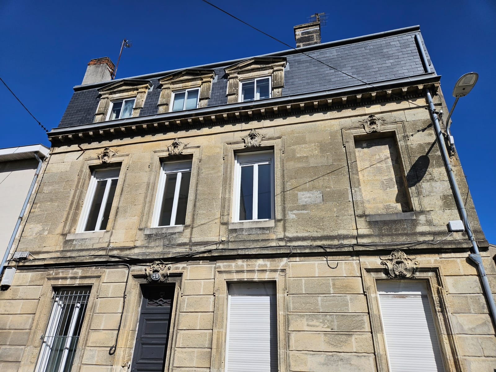 Talence – Barrière Saint Genès – Charmant T4 lumineux rénové