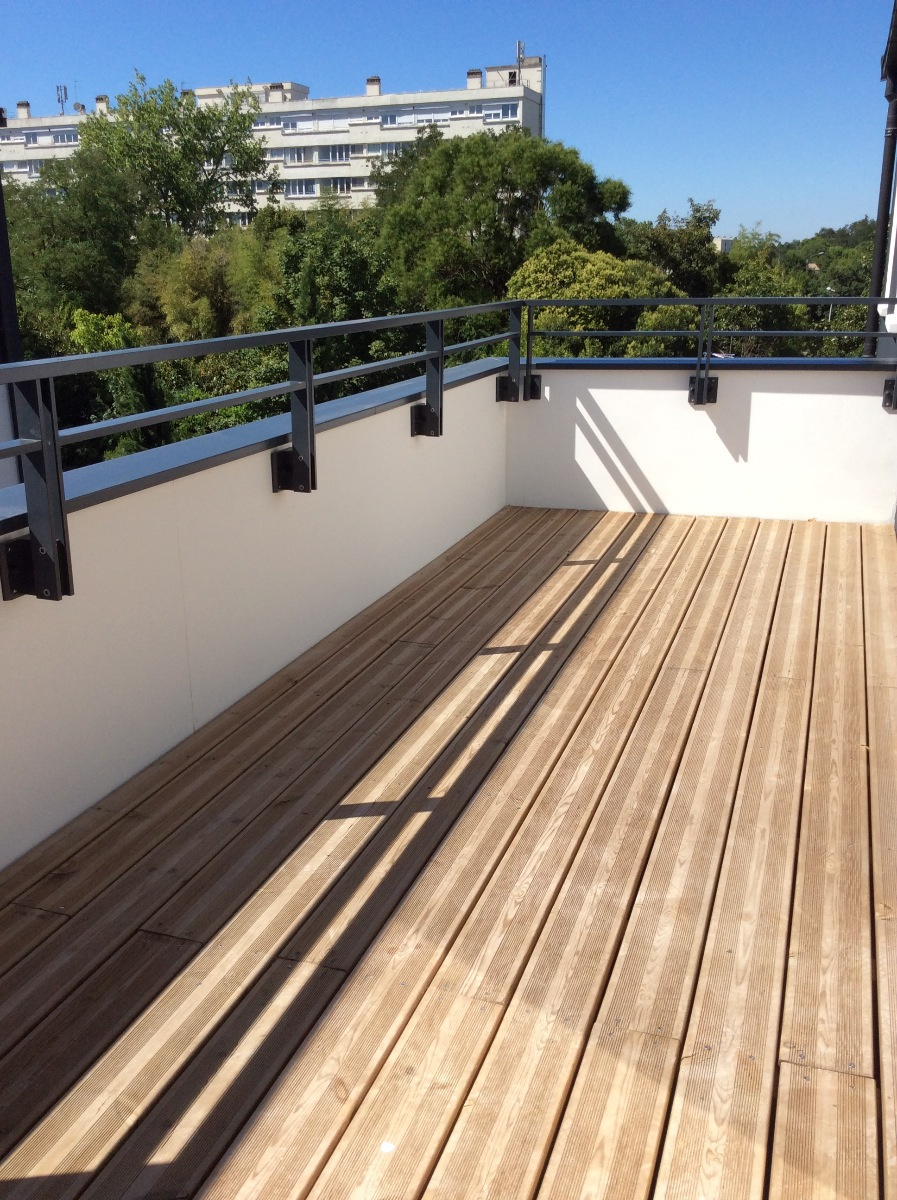 Mérignac – Proche Centre Ville – Très joli T3 avec Parking et Balcon