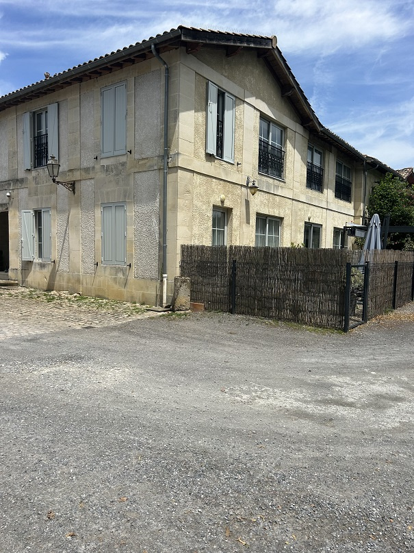 BOULIAC,  Chateau Du PIAN; Maison T 03 Duplex