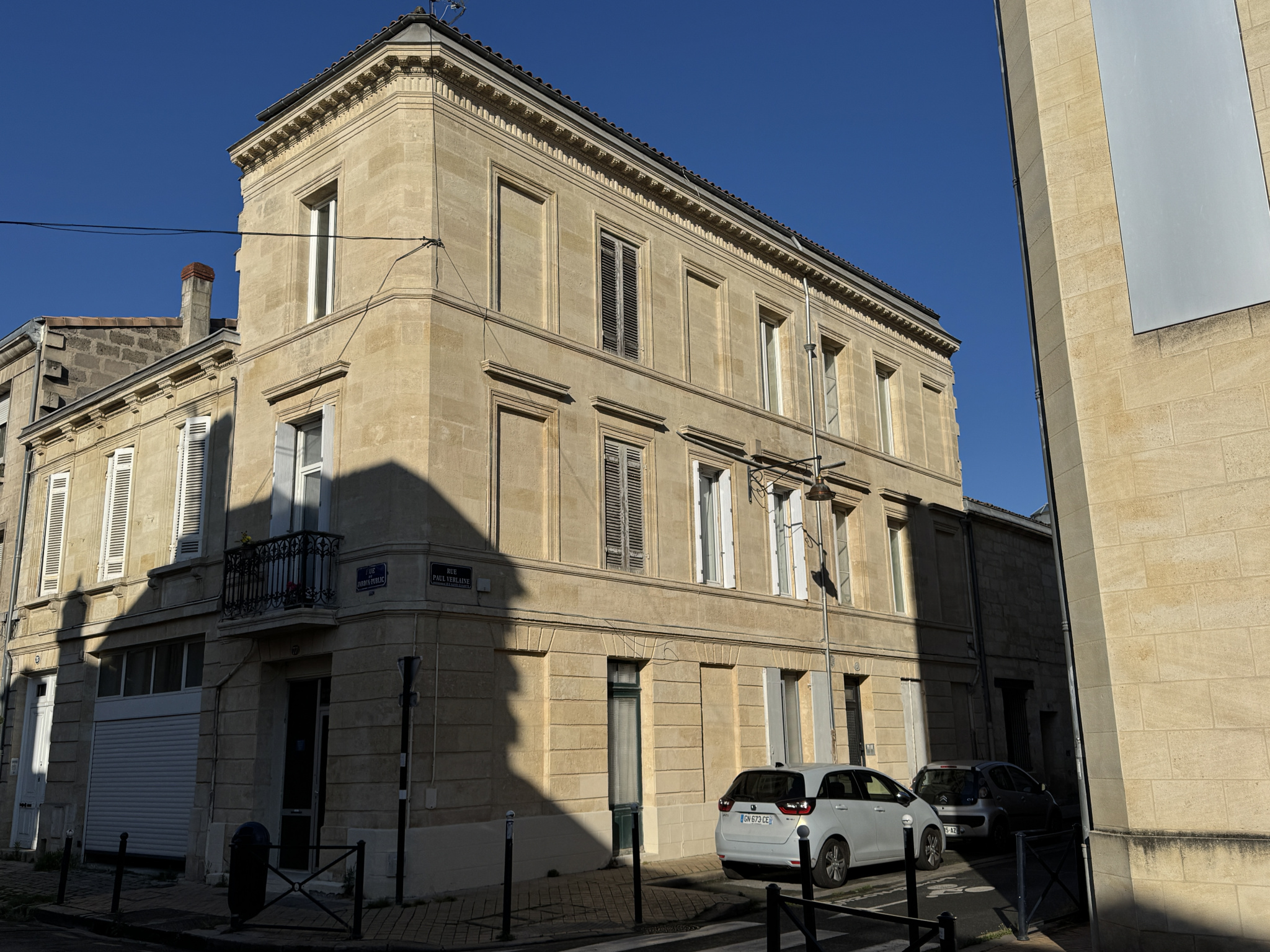 BORDEAUX – JARDIN PUBLIC – IMMEUBLE DE 6 LOTS
