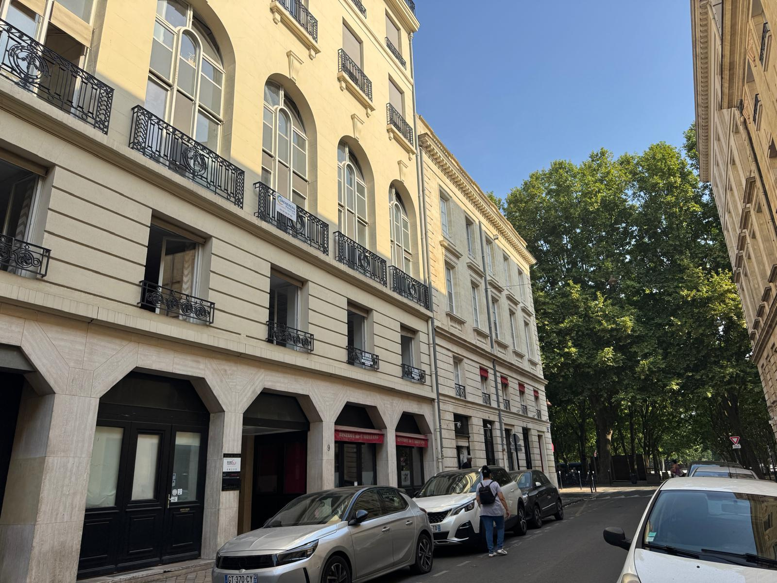 Bordeaux QUINCONCES – Bureaux Rénové de 125 m2