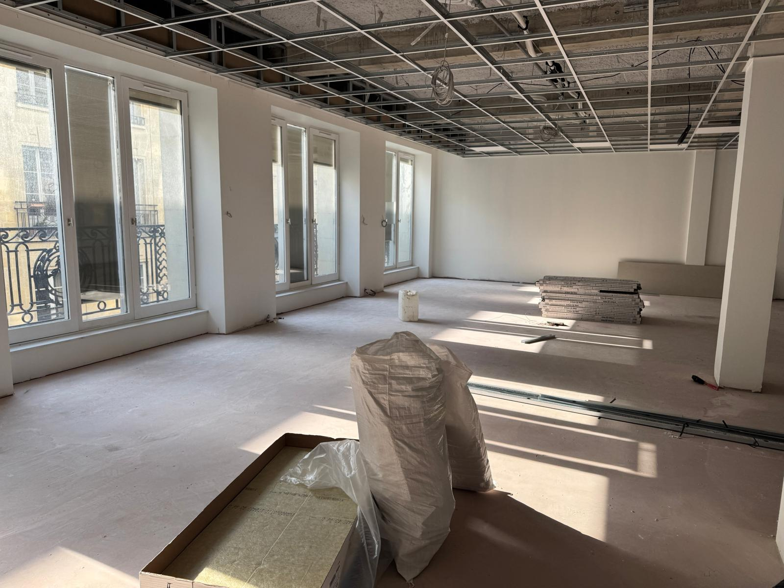 Bordeaux QUINCONCES – Bureaux Rénové de 125 m2