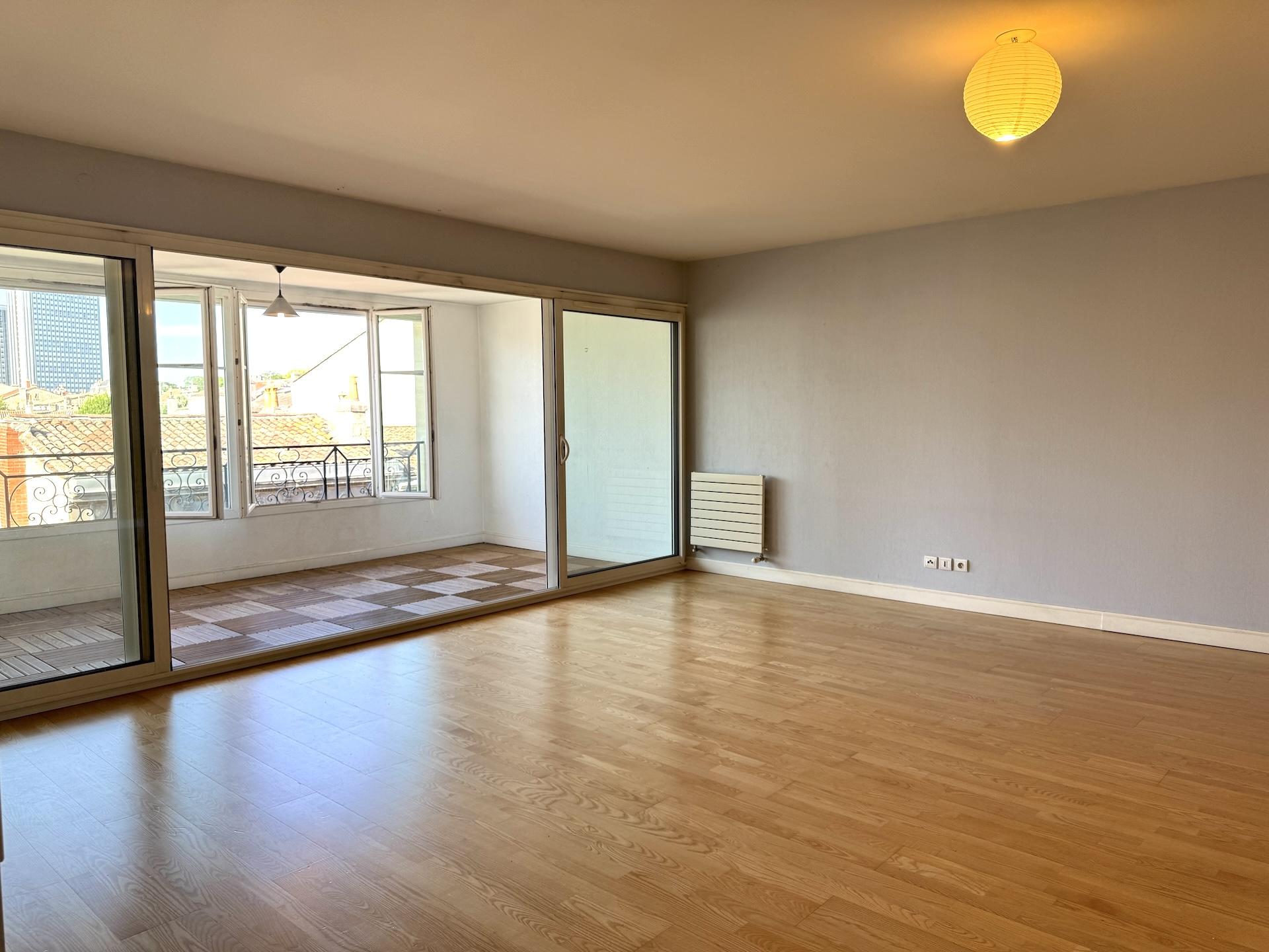 Bordeaux – Croix Blanche –  Appartement T4 RARE 162 m2
