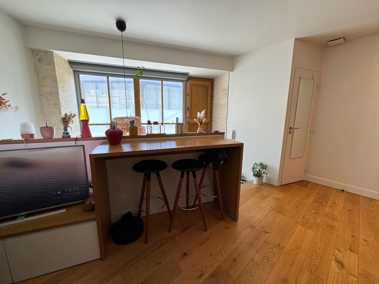 STUDIO 27 M2 BORDEAUX – ST SEURIN FONDAUDEGE – CHARMANT T1 MEUBLÉ