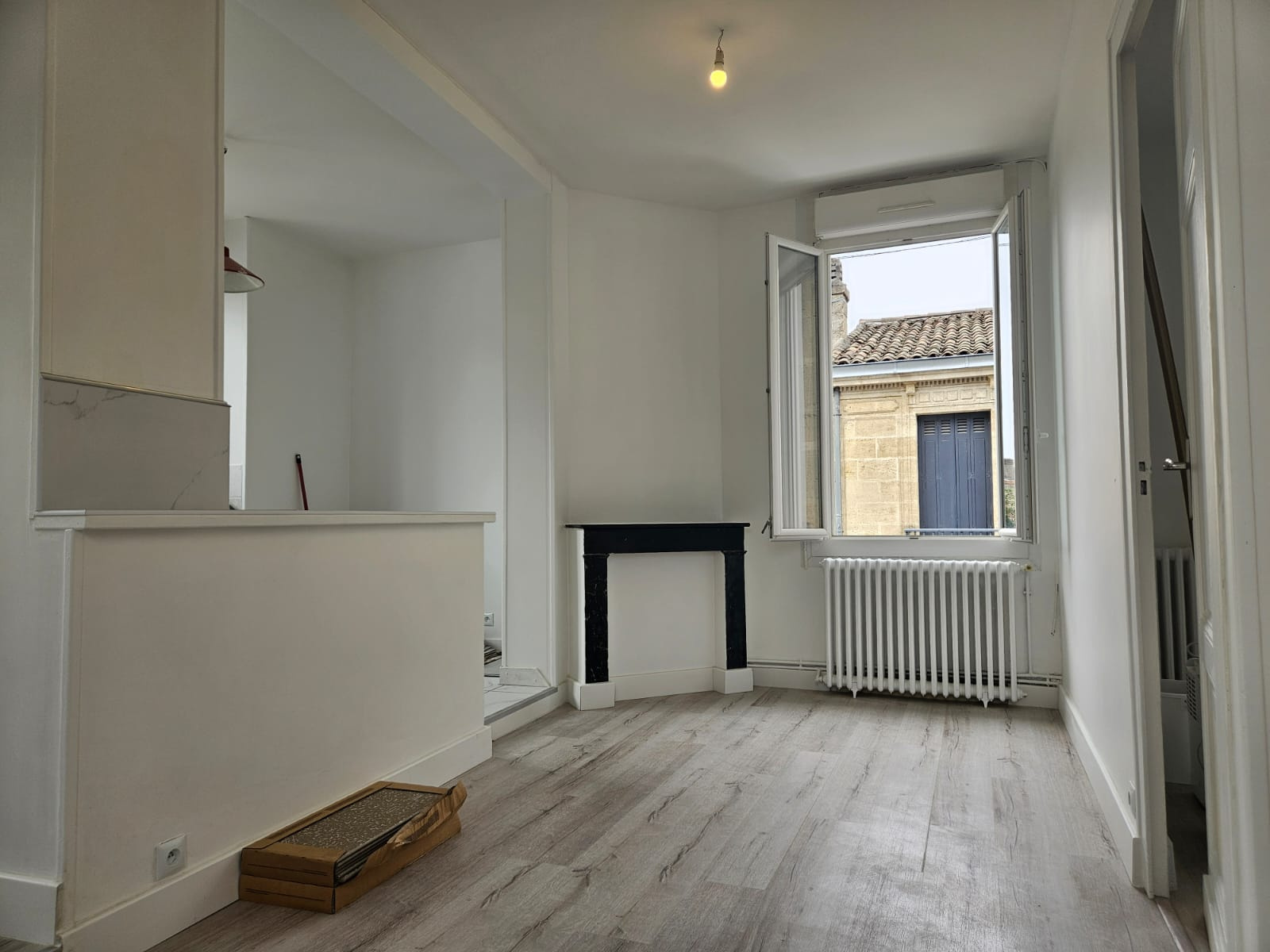 TALENCE – Barrière Saint Genès – Très joli T3 Lumineux – Rénové