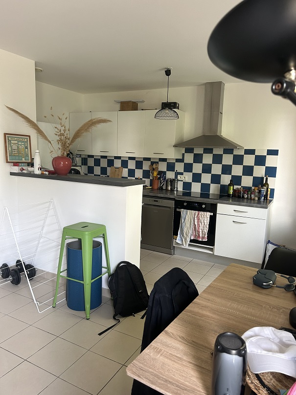 BORDEAUX SAINT AUGUSTIN ( MERIGNAC ) Appartement T 03 Meublé de 70.69 m2 avec garage