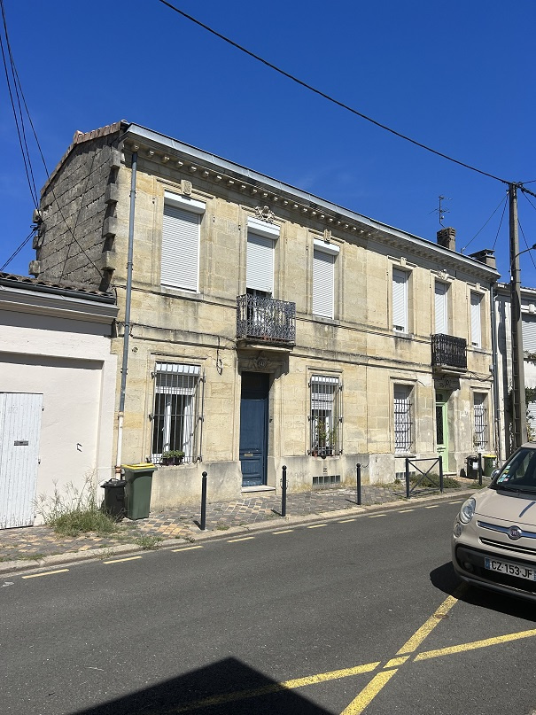 BORDEAUX Rue Blanchard Latour Maison T Colocation