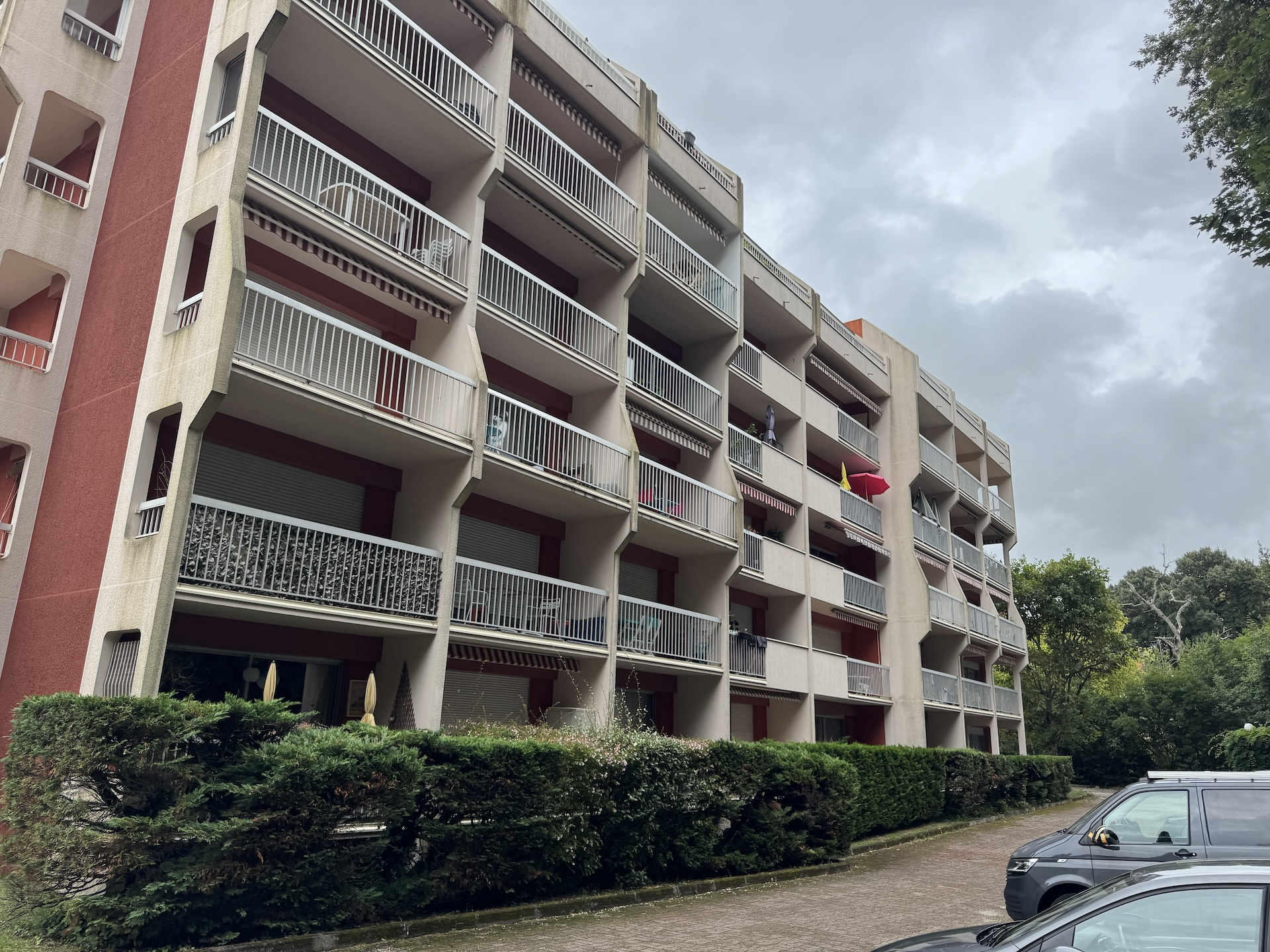 Arcachon – Gare – Joli T1 bis meublé au calme de 25 m2 avec balcon et PKG