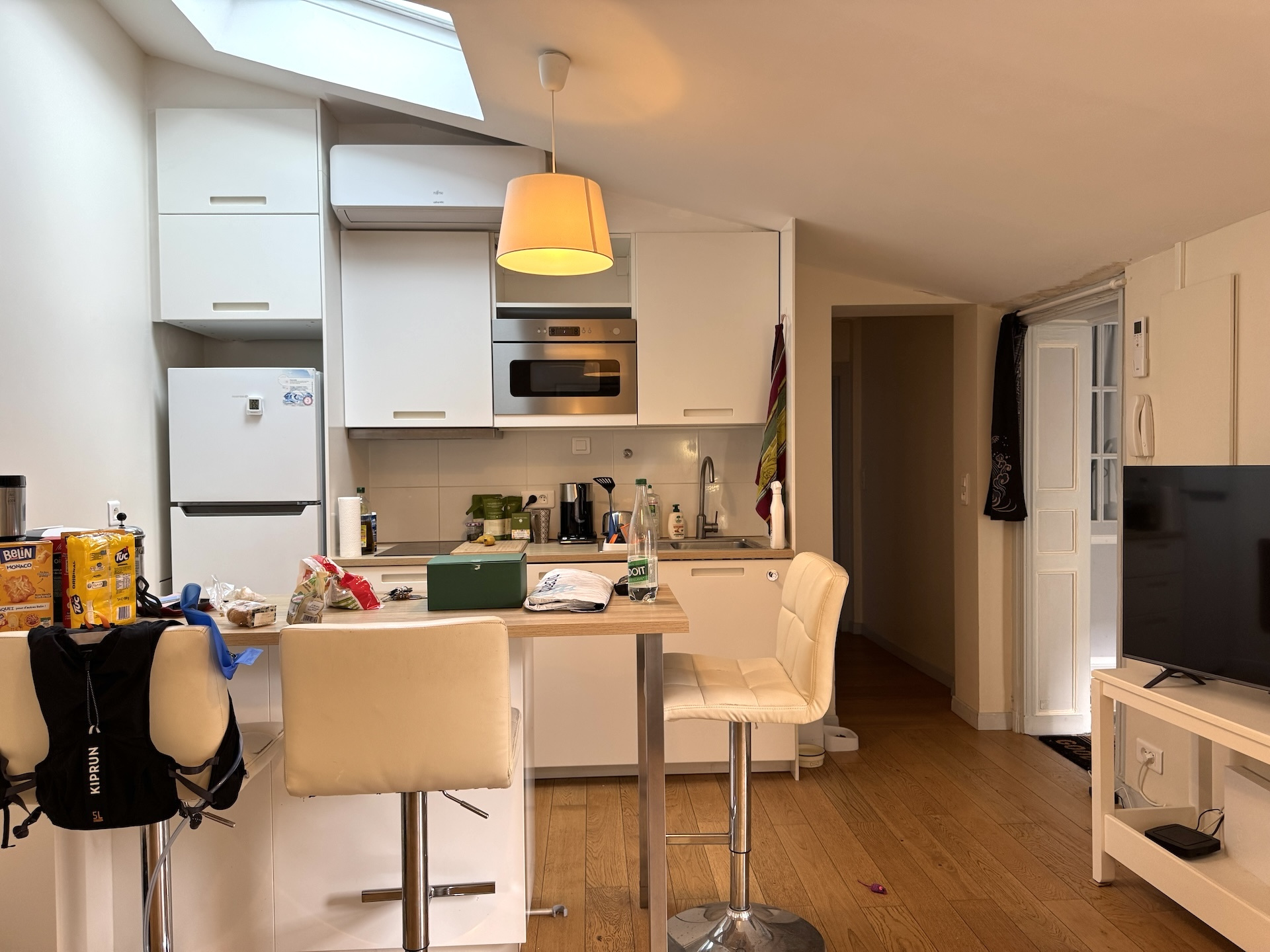 Bordeaux – Hyper Centre / Place St Pierre  – joli T3 de 57 m2