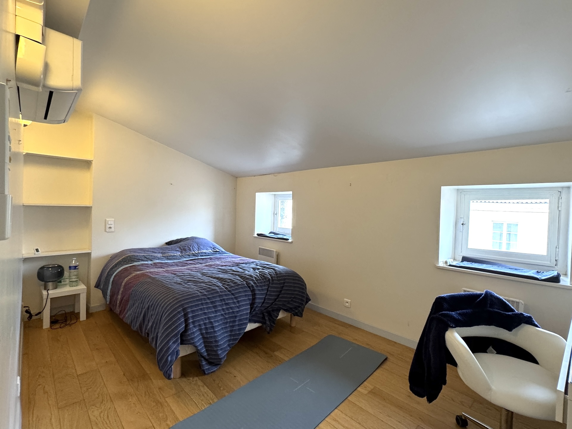 Bordeaux – Hyper Centre / Place St Pierre  – joli T3 de 57 m2